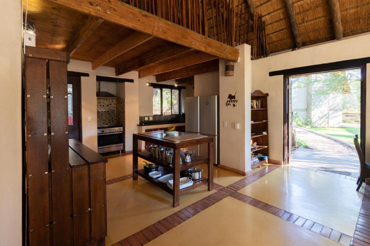 Leopard'S Lair Bush Lodge Hoedspruit Ngoại thất bức ảnh